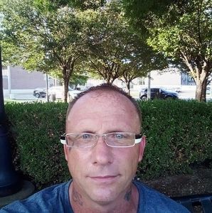 Meet your Posher, Lonnie